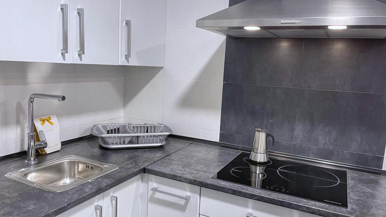 Vt Flat Reformado Con Escritorio De Trabajo Y Wifi Apartment Bilbao Exterior foto