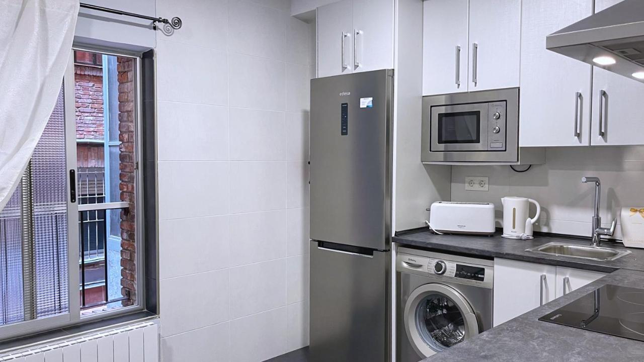 Vt Flat Reformado Con Escritorio De Trabajo Y Wifi Apartment Bilbao Exterior foto